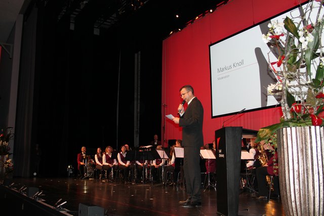 Markus Knoll führte auf gewohnt frische Art durch das Programm. | Foto: gro