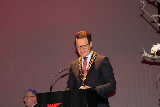 Offenburgs Oberbürgermeister Marco Steffens bei seiner ersten Neujahrsansprache  | Foto: gro