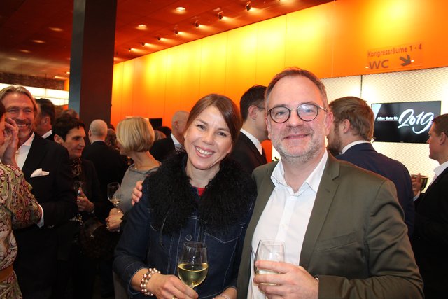 Stadtanzeiger Verlag-Geschäftsführer Christian Kaufeisen mit Ehefrau Melanie | Foto: gro