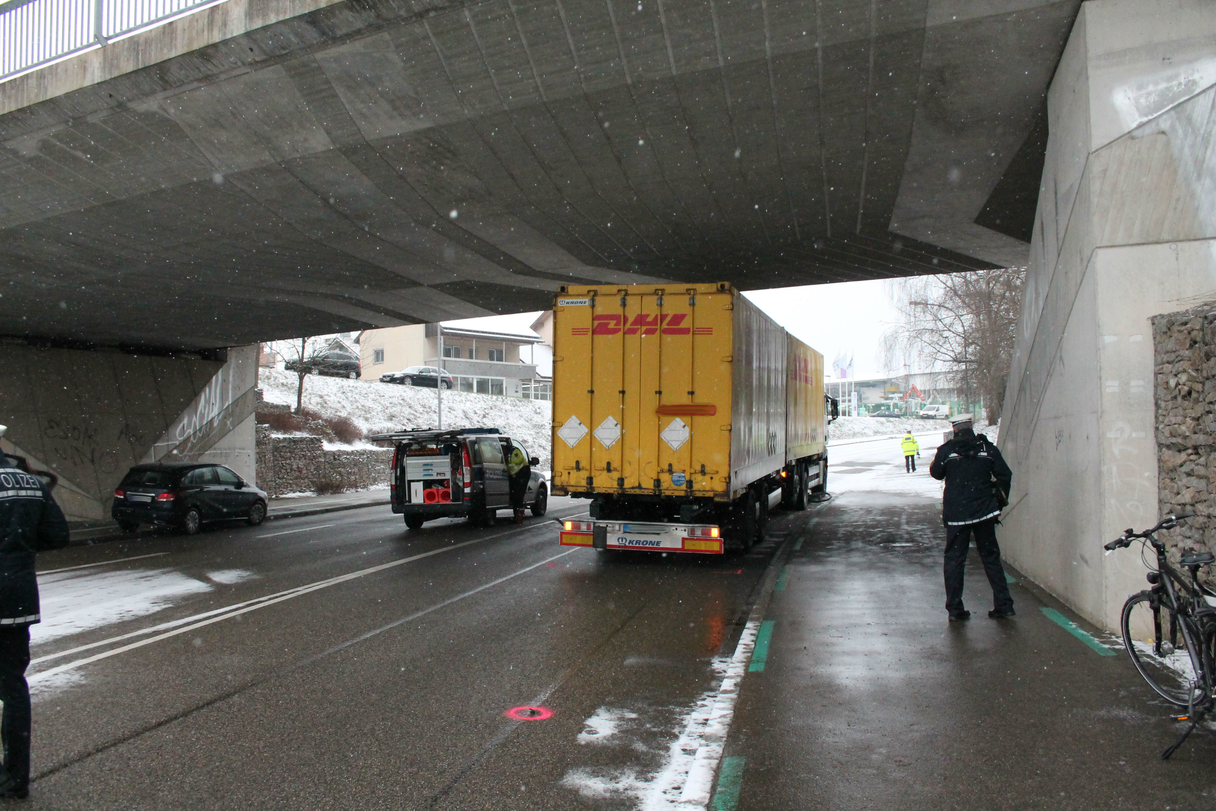 Die Otto-Hahn-Straße in Offenburg wurde nach dem Unfall gesperrt.