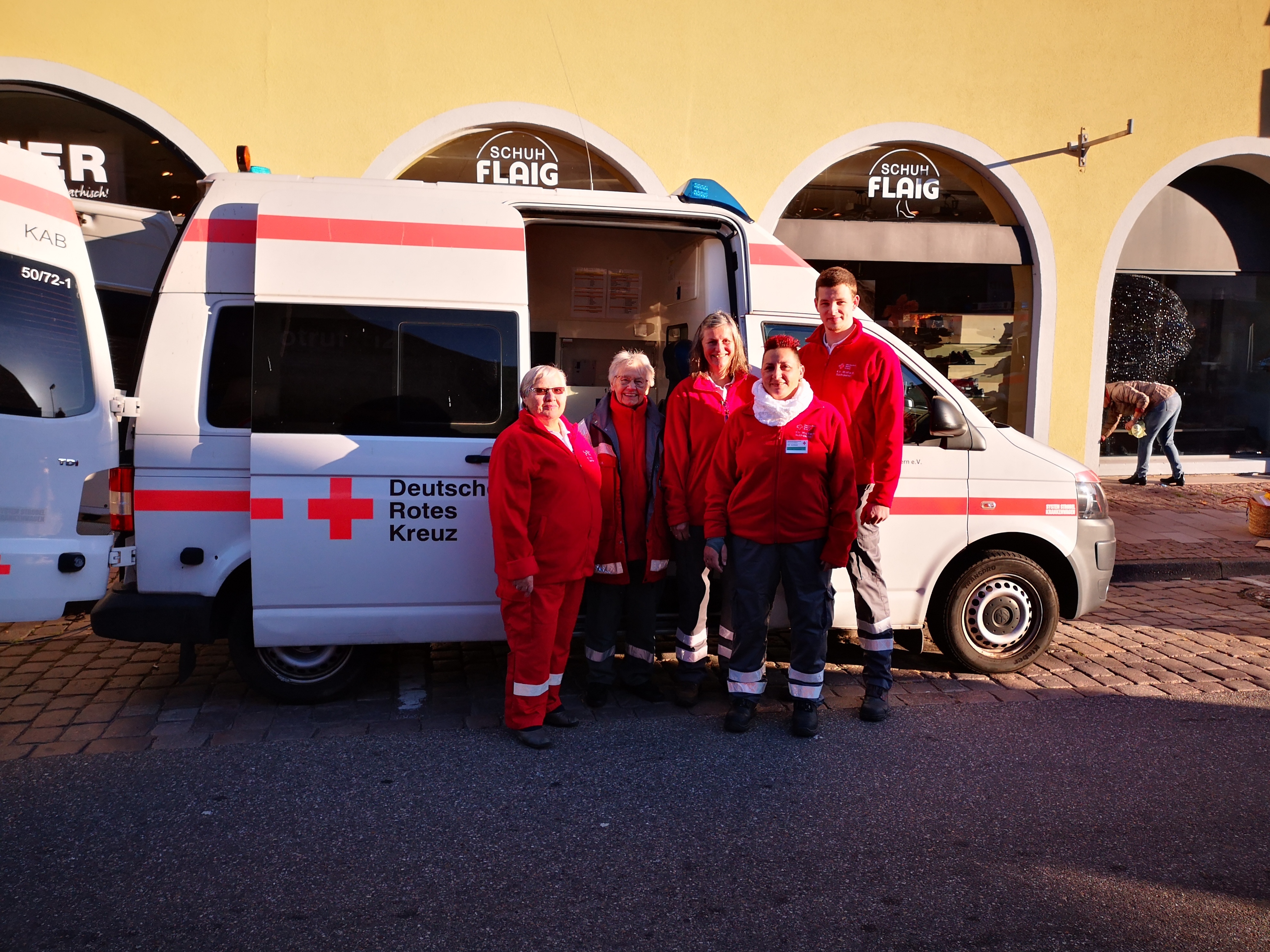 KAB-Leiter Philipp Rechenbach (rechts) und sein Team