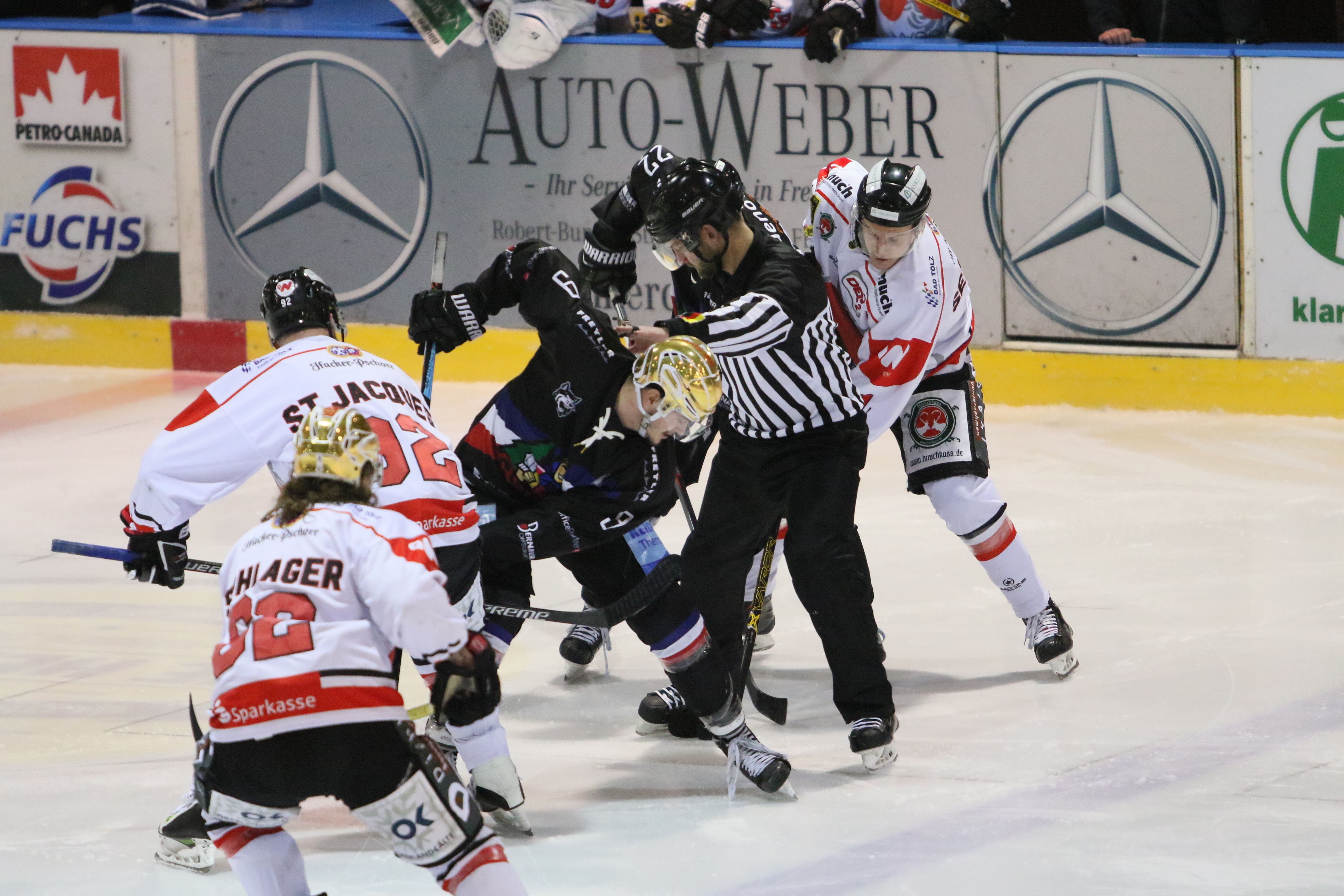 Der EHC Freiburg hatte bei den Tölzer "Löwen" keine Chance und verlor deutlich mit 3:7.
