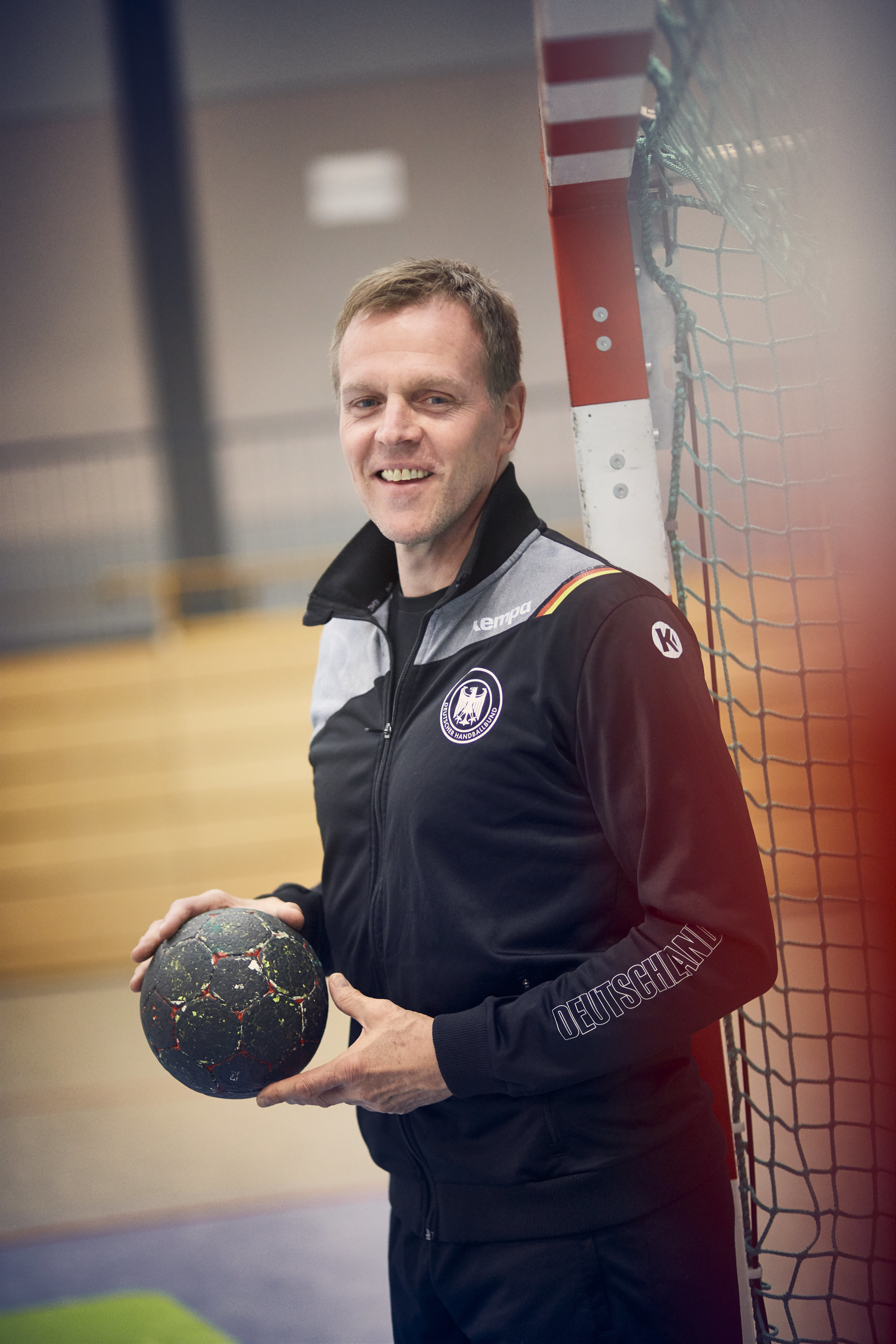 Martin Heuberger hat in seiner Karriere schon alle Höhen und Tiefen des Handballsports erlebt. Momentan ist er Trainer der deutschen Nachwuchsnationalmannschaft.