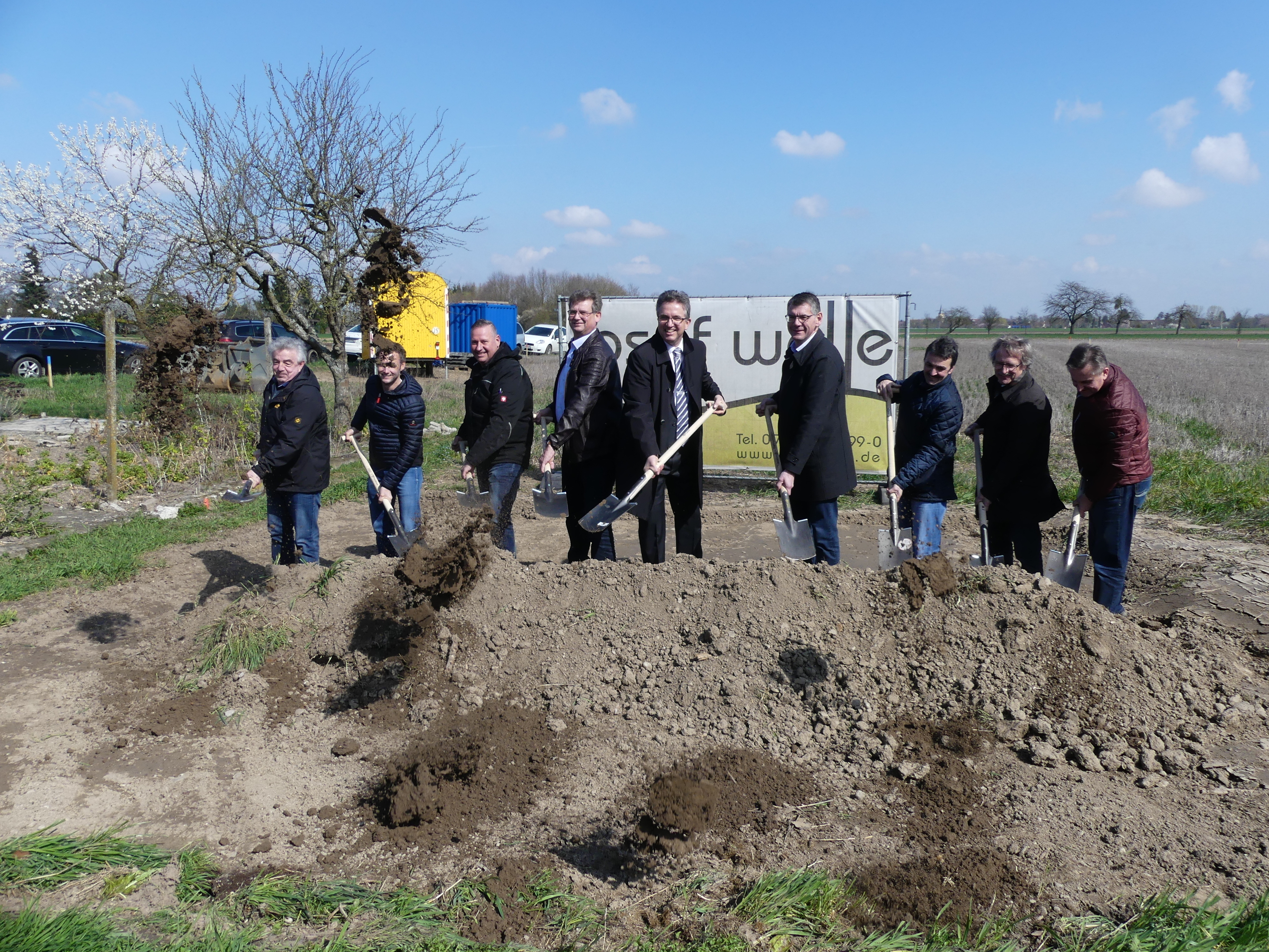 Spatenstich in Rheinbischofsheim