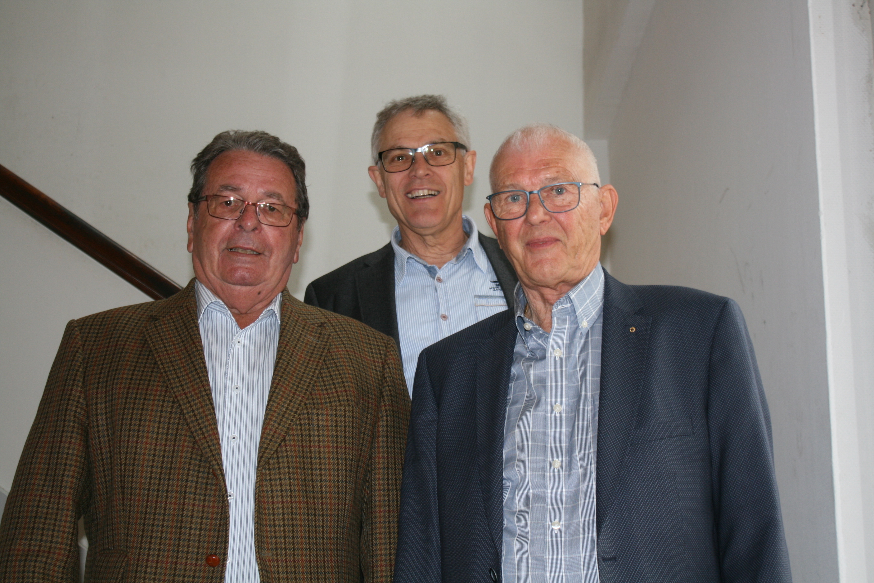 Bürgerstiftungsvorstand Jörg Armbruster (l). mit dem Fonds-Initiator Ferdinand Stumpe (r.) und Klaus Gras vom Foundraisingteam der Bürgerstiftung