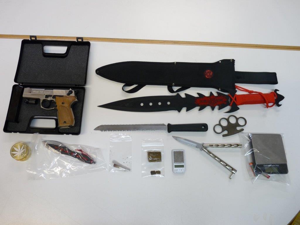 Diese Waffen fand die Polizei in einer städtischen Unterkunft in Offenburg.