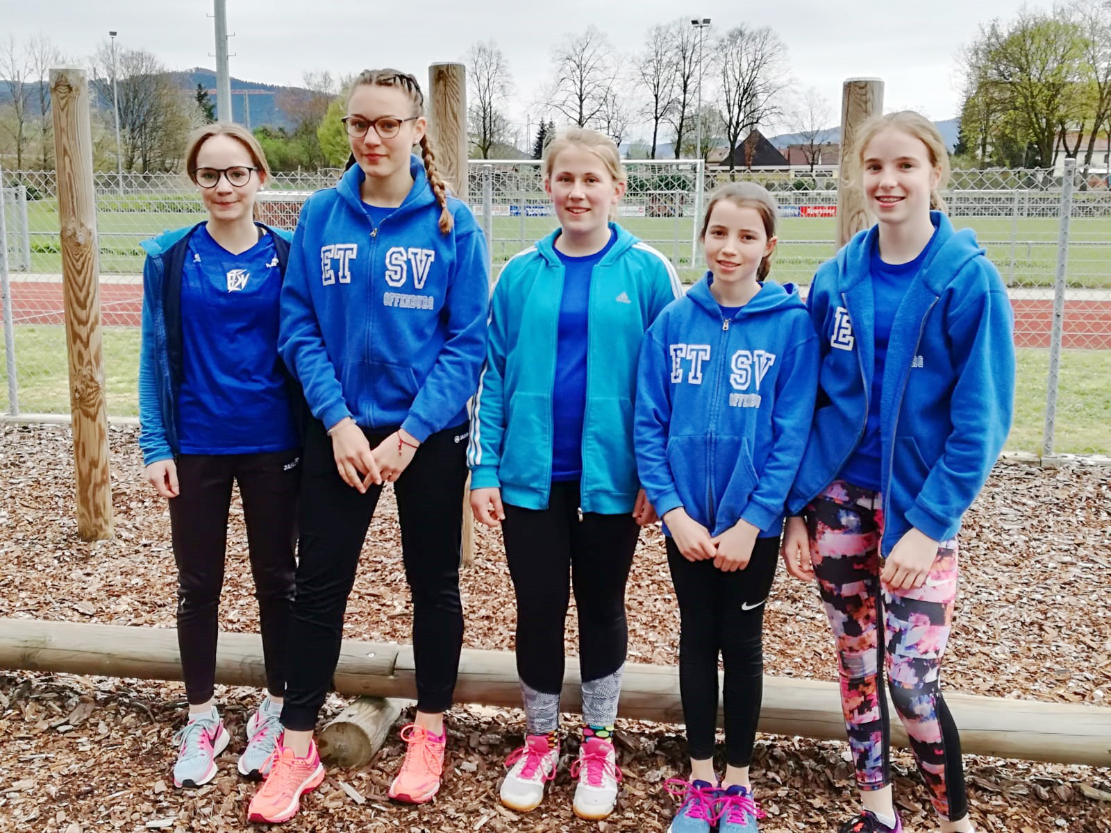 Die ETSV-Athletinnen Rebecca Grunwald, Leni Aupperle, Edda Kahlau, Mathilde Orb und Iris Bergen (von links)