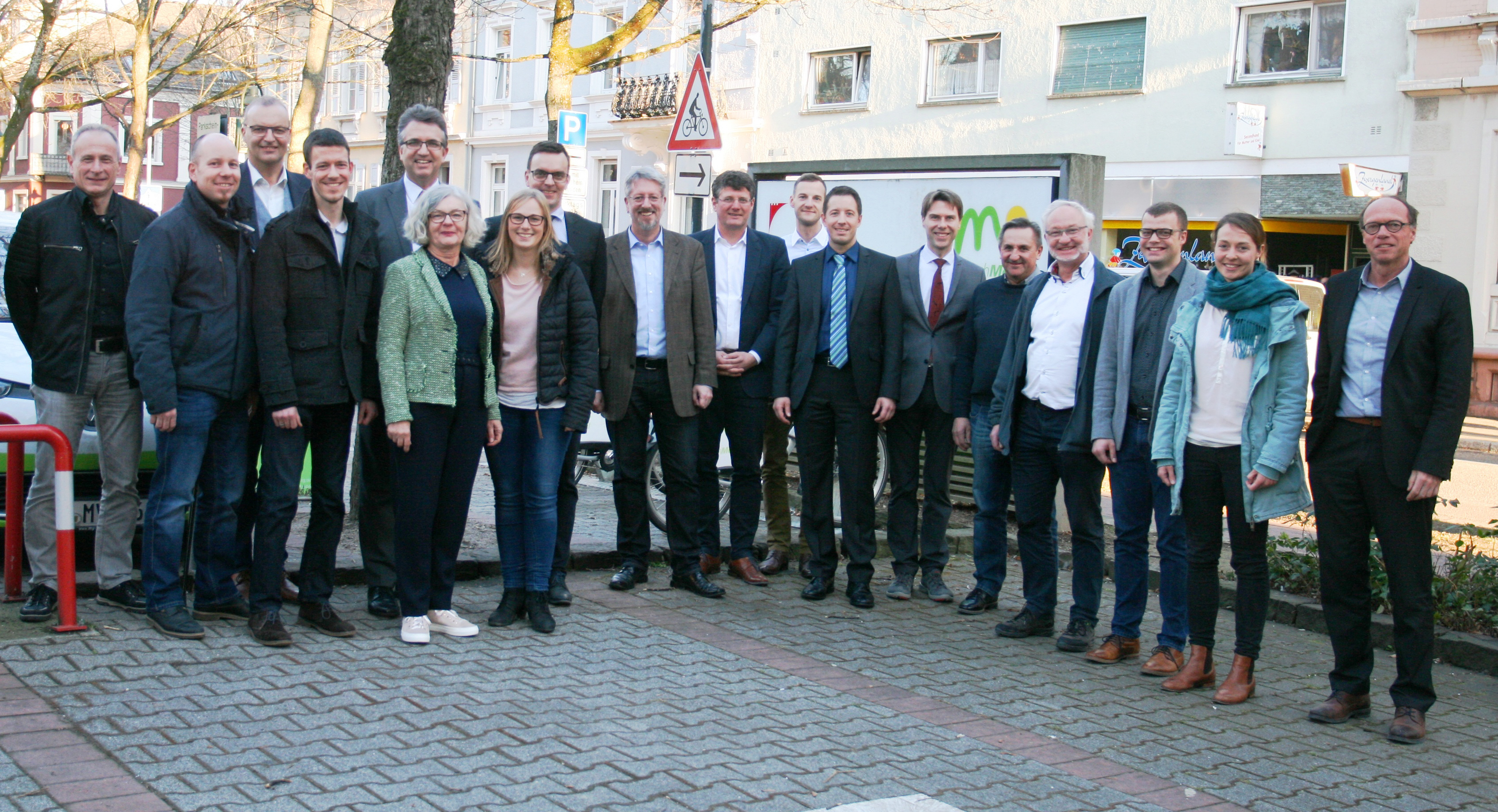 Zehn Ortenauer Städte und Gemeinden haben sich am Montag zu einem Netzwerk für Mobilität zusammengeschlossen.