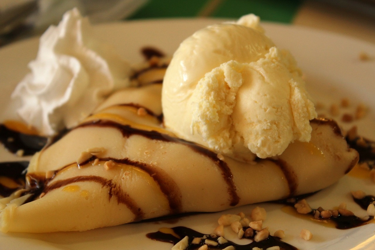 Meist sind Crêpes in süßen Varianten bekannt, doch auch die deftige Variante in Form des Galettes, weiß zu überzeugen.