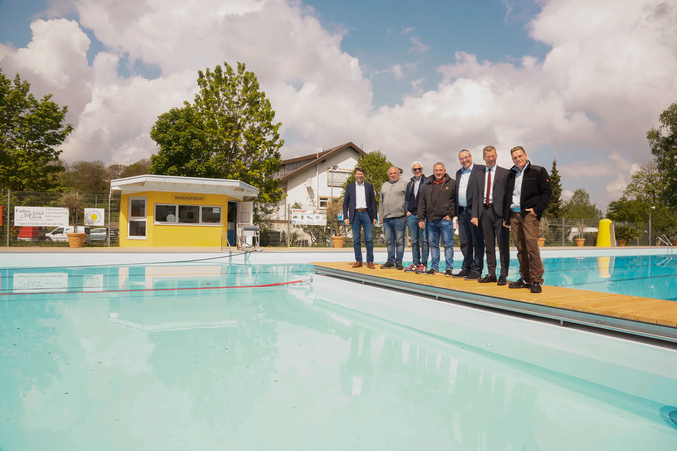 Bei einem Rundgang wurden am Montag die Neuerungen im Carl-Hermann-Jäger-Schwimmbad in Ettenheim vorgestellt.