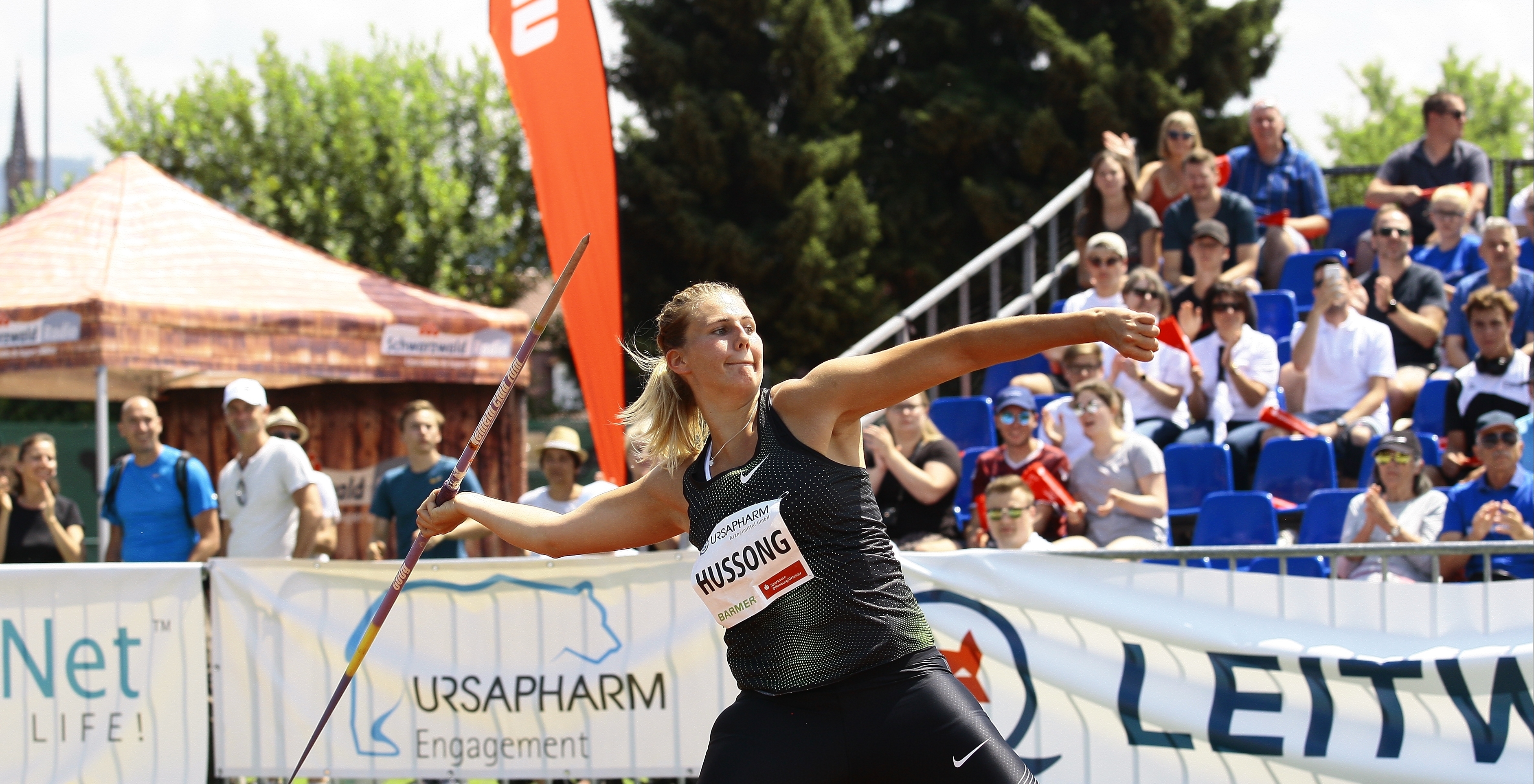 Mit Christin Hussong tritt am heutigen Sonntag die amtierenden Europameisterin beim dritten Ursapharm-Speerwurfmeeting in Offenburg an.