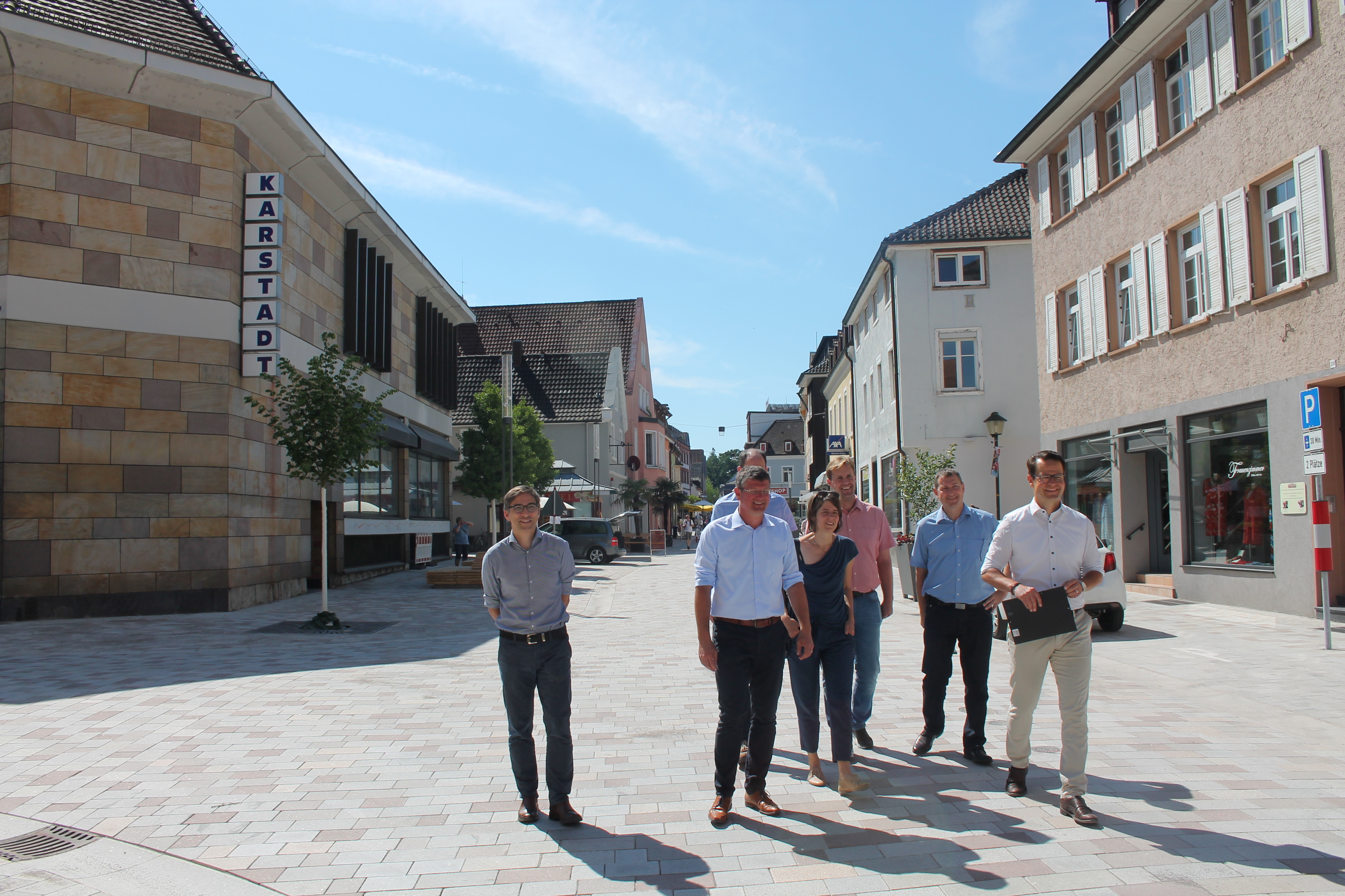 Die Bauarbeiten sind beendet: Daniel Ebneth (v. l.), Oliver Martini, Thilo Becker, Silke Moschitz, Marco Schappacher, Bernhard Mußler und Marco Steffens.