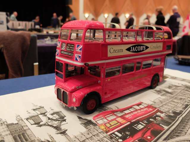 Eine Tour mit einem alten "AEC Routemaster" durch London hat was. | Foto: Alfred Schramm