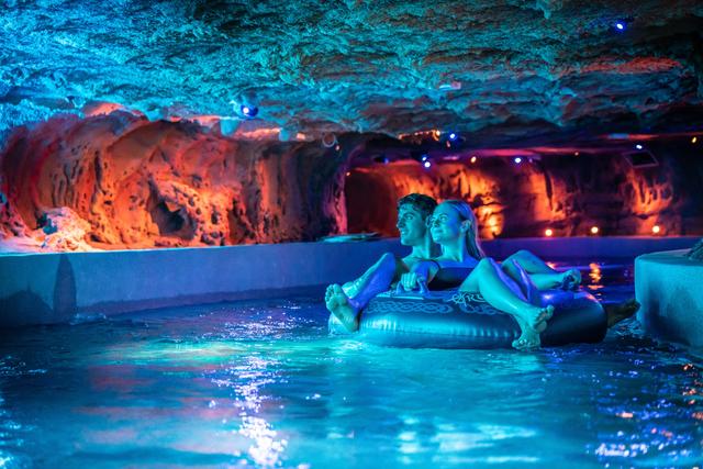 Snorri´s Saga führt in einem 250 Meter langen, gewundenen Kanal vorbei an den verschiedenen thematisierten Bereichen der Wasser-Erlebniswelt. | Foto: Europa-Park