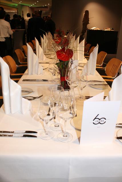 Die Festtafel | Foto: rek