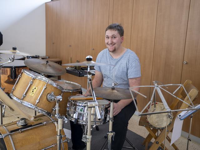Andreas Himmelsbach am Schlagzeug | Foto: Gerhard Große