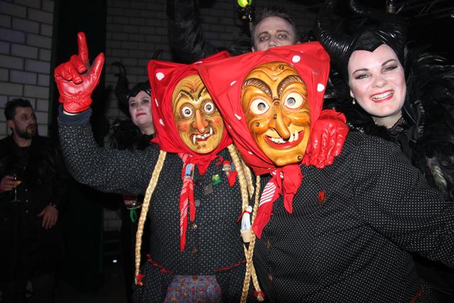 Da freut sich die Hexe | Foto: Rüdiger Stadel/Hexenzunft Offenburg