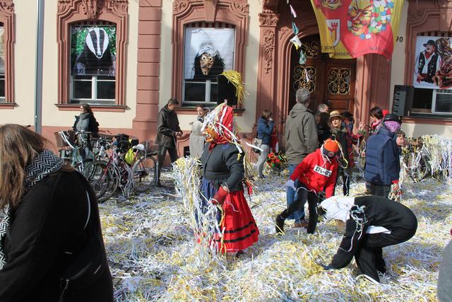 Aktenvernichtung im Rathaus | Foto: gro