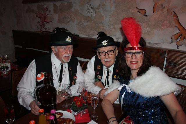 Gäste in der Hexekuchi | Foto: gro