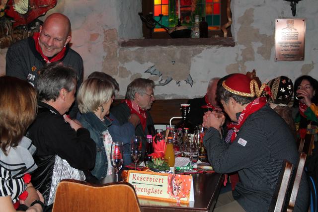 Gäste in der Hexekuchi | Foto: gro