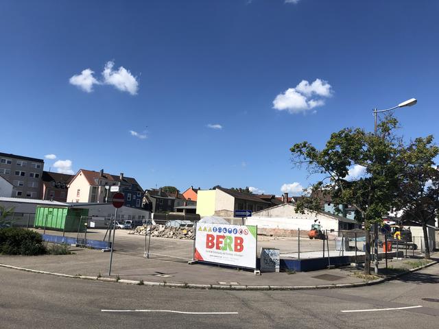 Auf dieses Gelände zwischen Rhein- und Franz-Volk-Straße könnte der ZOB in den Norden des Bahnhofs verlegt werden. | Foto: gro