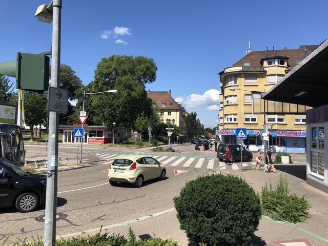 Der Zebrastreifen zwischen Bahnhof und ZOB ist ein neuralgischer Punkt. | Foto: gro