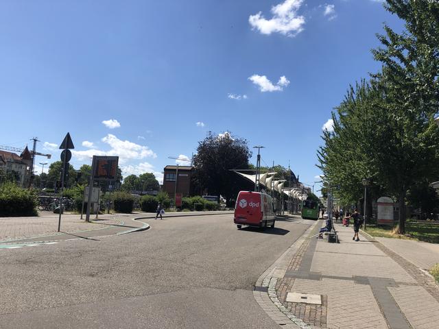 Der ZOB kann aber auch am bestehenden Standort nach Osten erweitert werden. | Foto: gro