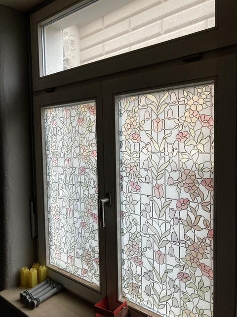 Auch die Fensterscheiben haben den Abbruch überlebt. | Foto: gro