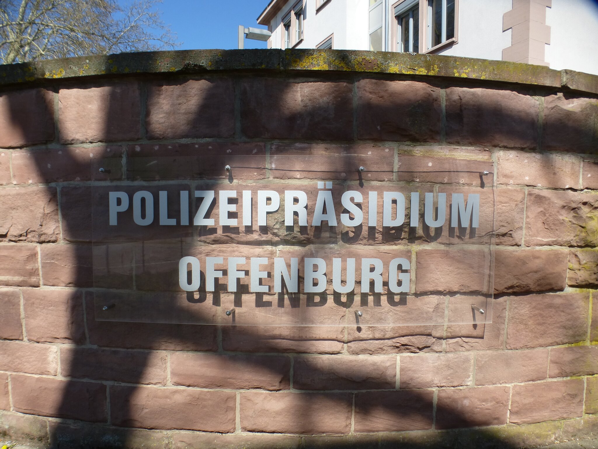 unfall auf der b33 heute