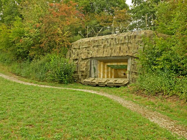 Geschützbunker 2 des Artilleriewerk Reuenthal mit "Tarnverkleidung".  | Foto: Alfred Schramm