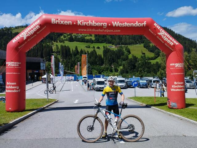 Benedikt Pfundstein fuhr beim KitzAlpBike Marathon in Brixen in die Top-Ten seiner Altersklasse | Foto: privat