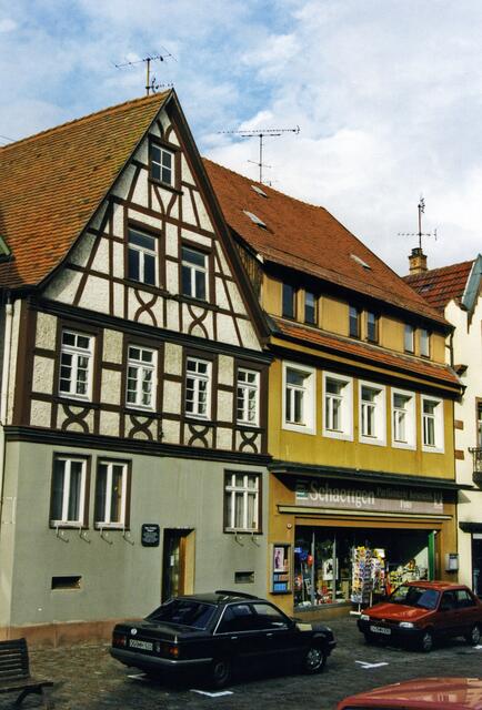 Das Haus Schaettgen, bevor es für die Rathauserweiterung im Jahr 2000 abgerissen wurde. | Foto: Stadtarchiv Haslach
