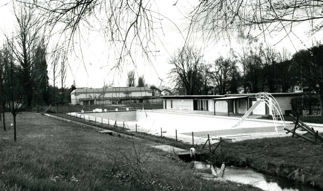 Das Kippenheimer Schwimmbad am Dorfbach vor seiner Sanierung in den 80er-Jahren. | Foto: Gemeinde Kippenheim