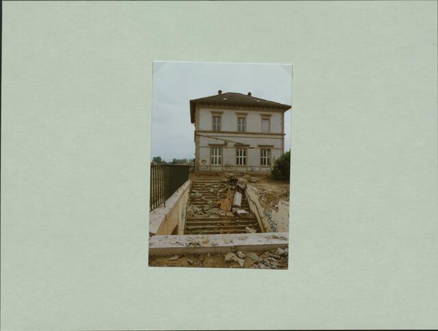 Die renovierungsbedürftige Unterführung vor dem Acherner Bahnhofsgebäude | Foto: Manfred Eckstein