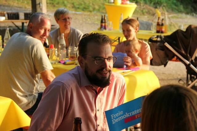 FPD-Bundestagsabgeordneter Martin Gassner-Herz im Gespräch | Foto: FDP Ortenau