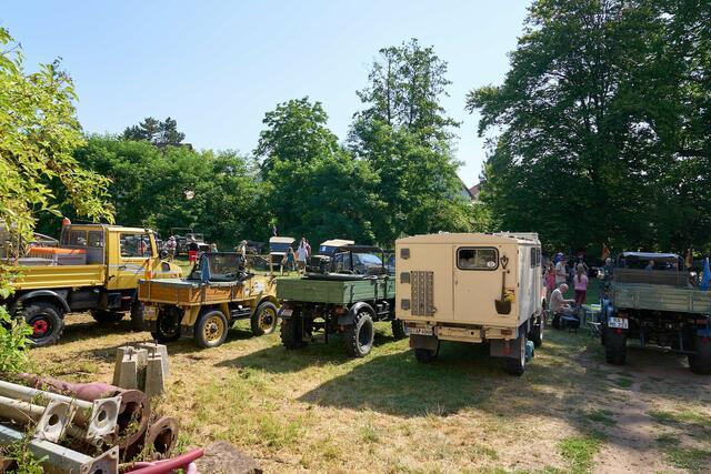 auf dem Schloßplatz in Woerth (Frankreich) | Foto: (c) Gerhard Große