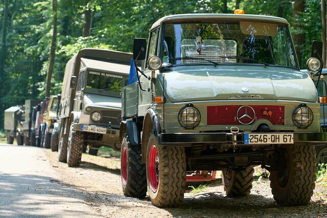 wunderschöne Fahrzeuge in Reih- und Glied | Foto: (c) Gerhard Große