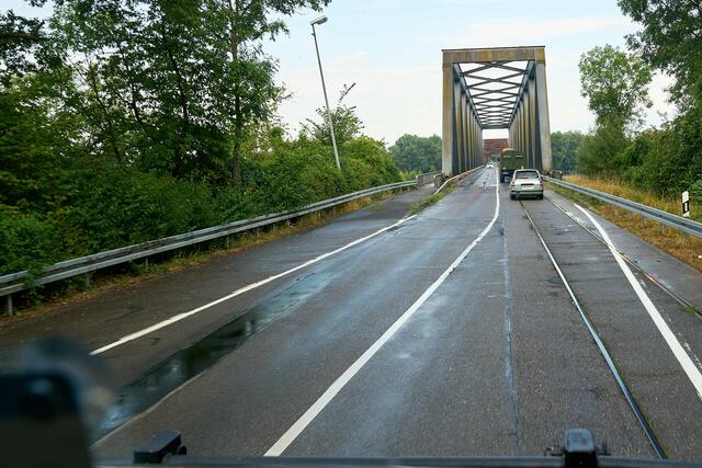 die ehemalige Bahnbrücke bei Wintersdorf | Foto: (c) Gerhard Große