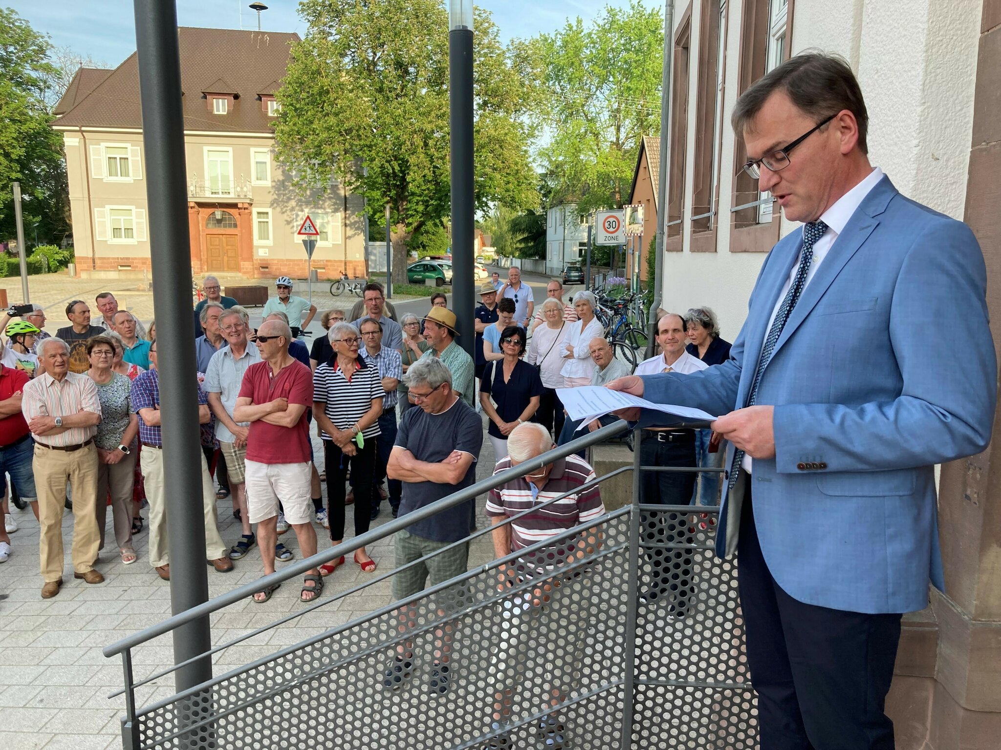 Wahlsonntag In Schwanau Zehn Kandidaten Wollen B rgermeister Werden 