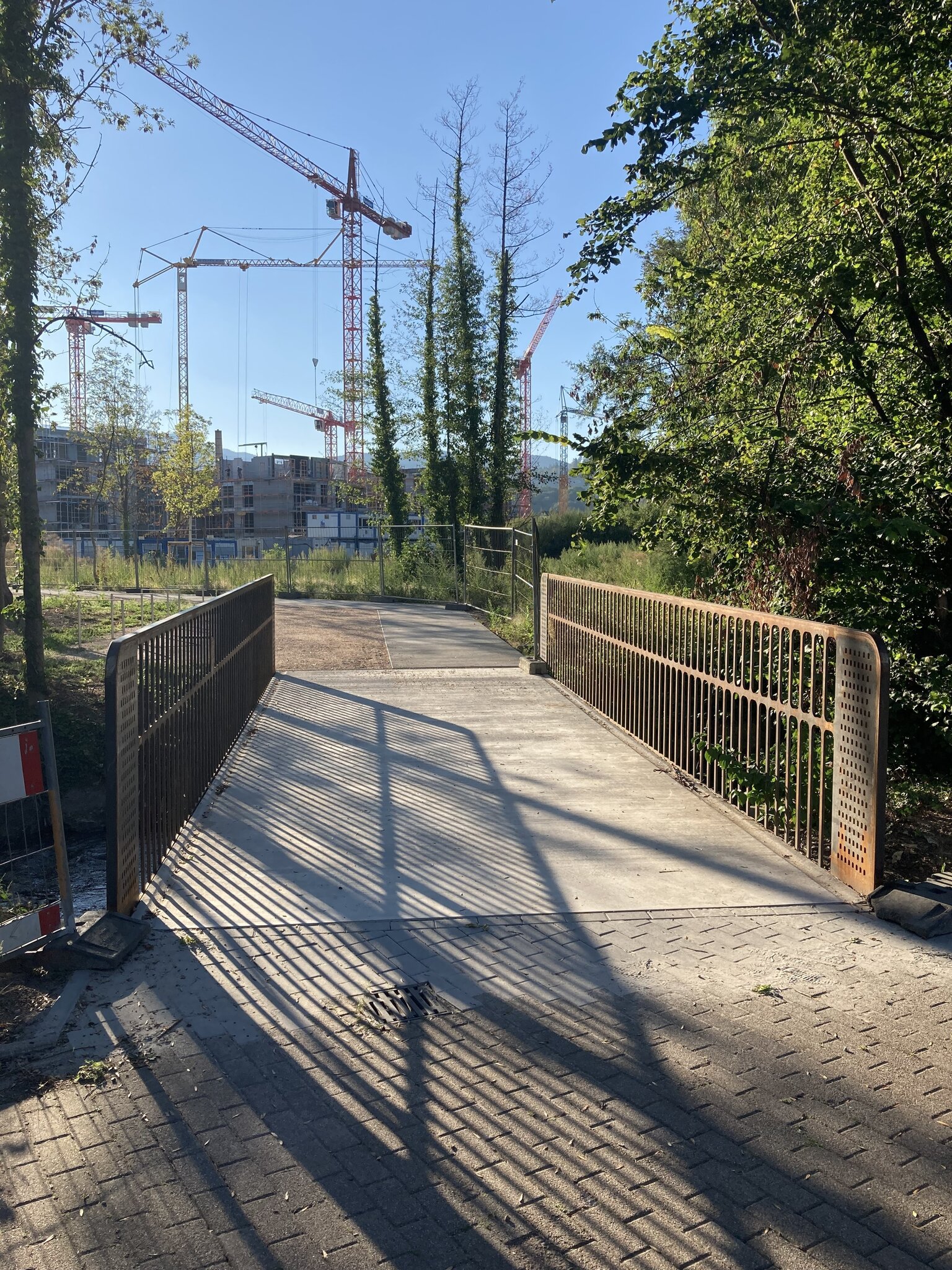 Erster Bauabschnitt Landschaftspark Brücke und Fußweg freigegeben Achern