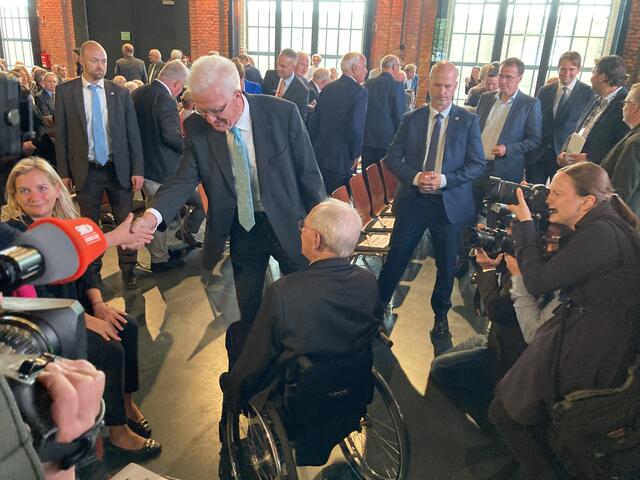 Der amtierenden Ministerpräsident Winfried Kretschmann war ebenfalls nach Offenburg gekommen. | Foto: gro