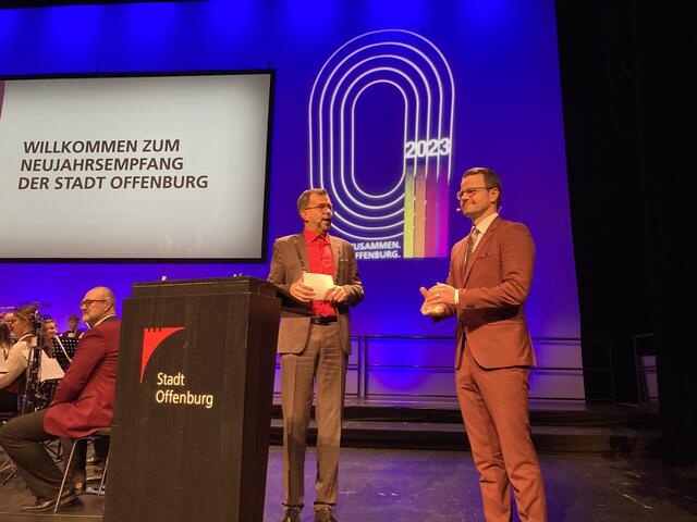 Markus Knoll und OB Marco Steffens | Foto: gro