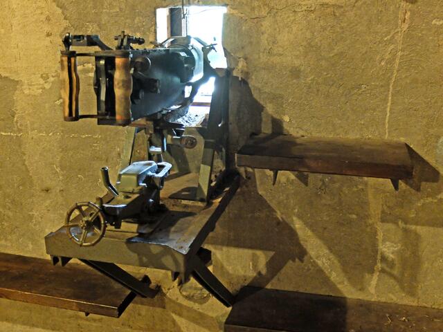 Ein an der Maschinengewehrscharte angebrachtes MG. | Foto: Alfred Schramm