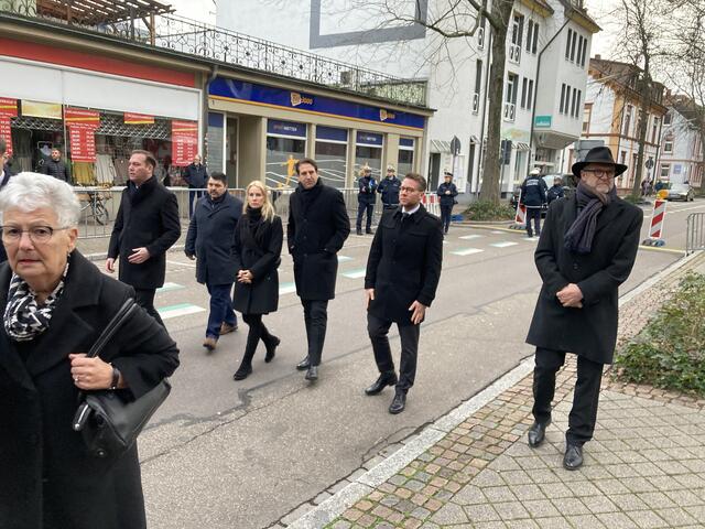 Andreas Jung, stellvertretender CDU-Fraktionsvorsitzender, auf dem Weg zur Trauerfeier. | Foto: gro