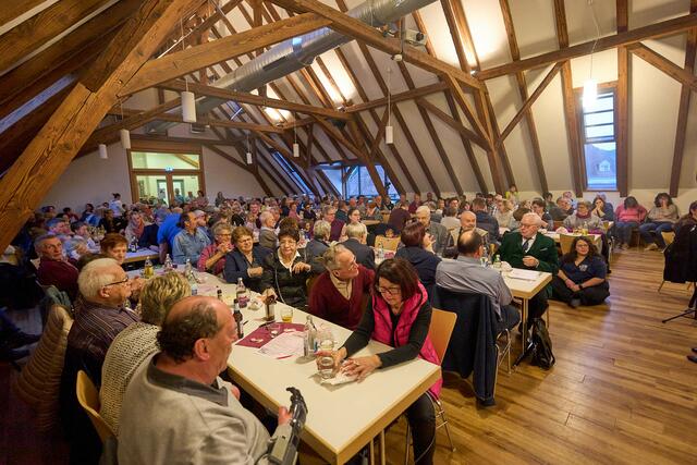 Rietsche-Saal ist voll | Foto: (c) Wilhelm Eble