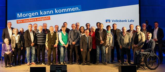 Höhepunkt der Mitgliederversammlung war die Ehrung der langjährigen Mitglieder. | Foto: Volksbank Lahr/Dieter Wissing