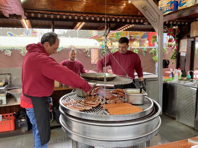 Leckeres vom Schwenkgrill | Foto: gro