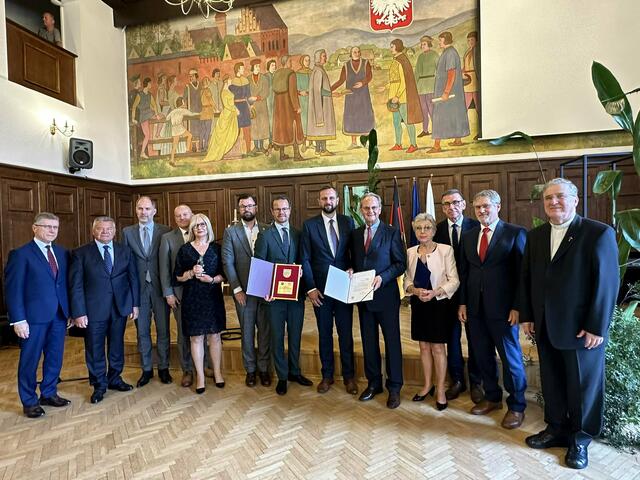 Auf weitere 25 Jahre! Die Partnerschaft zwischen Olsztyn und Offenburg. | Foto: Stadt Olsztyn