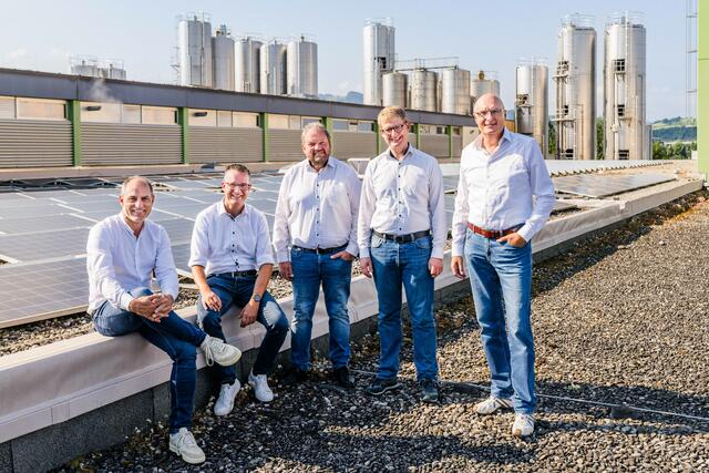 Andreas Schneider (v. l. Geschäftsführer), Jens Müller (Geschäftsleitung Vertrieb), Markus Kaiser (Aufsichtsratsvorsitzender), Heinz Kaiser (Geschäftsleitung Landwirtschaft/Produktion/Logistik), Björn Beckmann (Geschäftsleitung Finanzen/Verwaltung). | Foto: Schwarzwaldmilch
