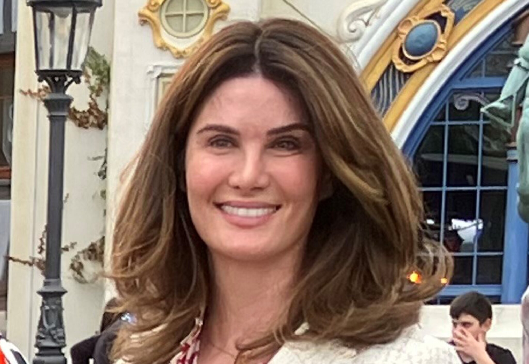 Deckelelupfer: Käsestrudel auf kroatische Art (Pide sa siron) - Rust Deckelelupfer: Käsestrudel auf kroatische Art (Pide sa siron) - Rust